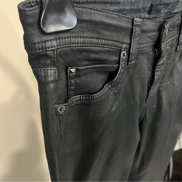 Cambio Jeans 4- Skinny Jean, lace motif hem, metallic coating - Picture 3 of 4